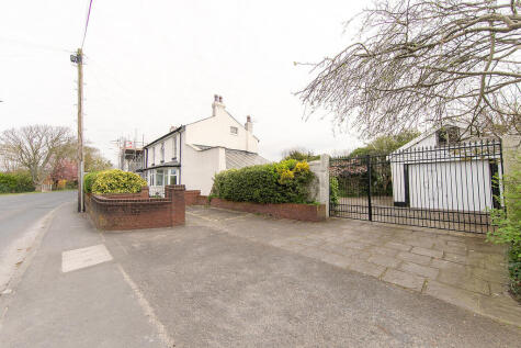 Skippool Cottage, 152 Breck Road, Poulton, FY6 7JZ