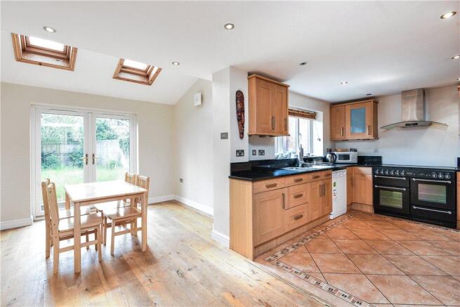 Kitchen/Breakfast