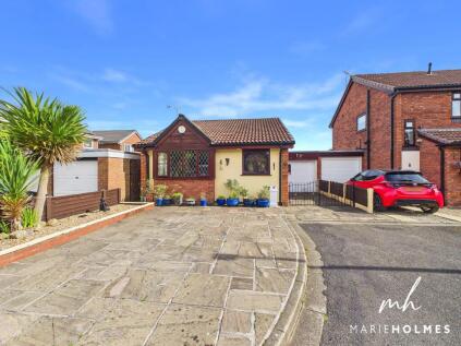 Chelford Close, Penwortham, Preston
