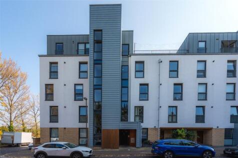Flat 4, 42 Kimmerghame Place, Fettes, Edinburgh, EH4 2GE