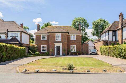 Pine Grove, Totteridge