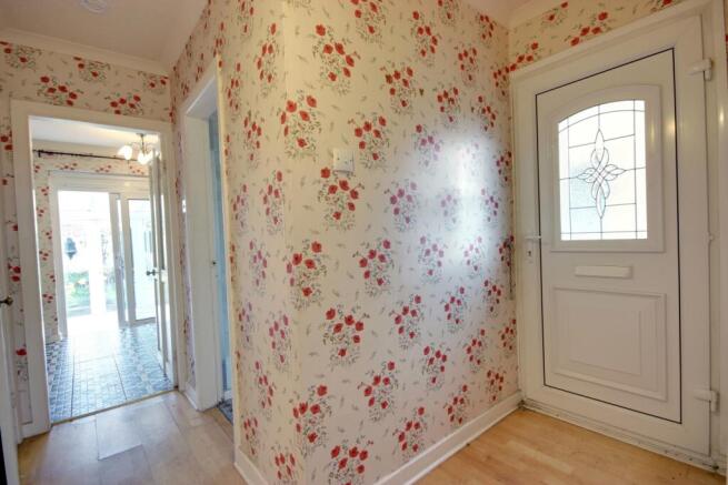 3 bed Semi-Detached for sale Image 8