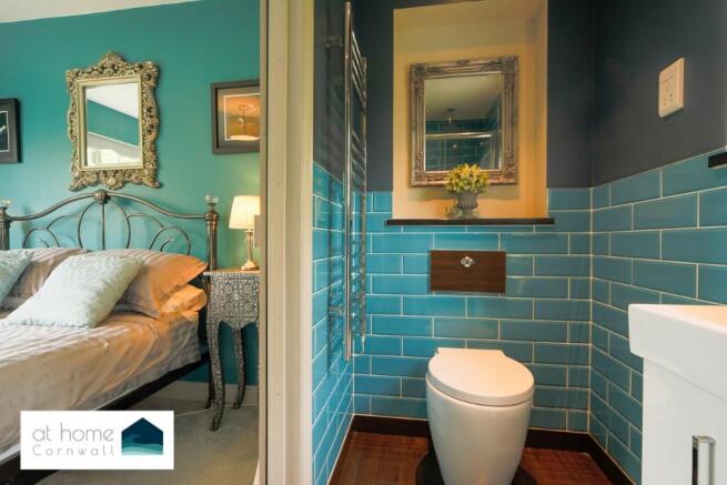 Master En-Suite
