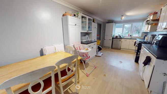 3 bed Terraced for sale Image 5