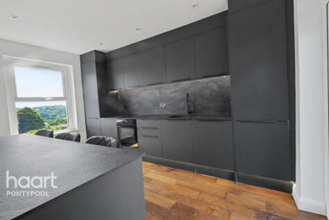 Chapel Road, Pontypool
