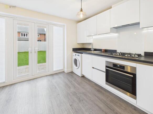 cam04425g0pr0319still015