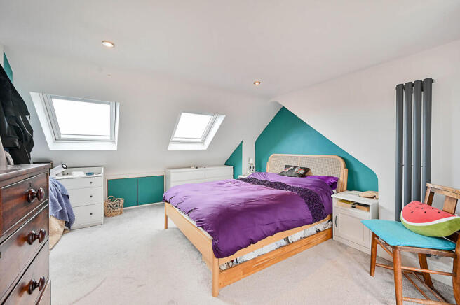 Longford Road, Twickenham, TW2 photo 4
