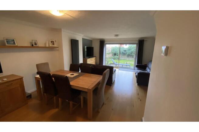 Lounge/Dining Room