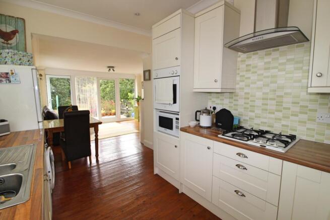 Kitchen/ Breakfast