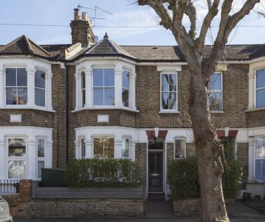 Twickenham Road, Leytonstone, London, E11