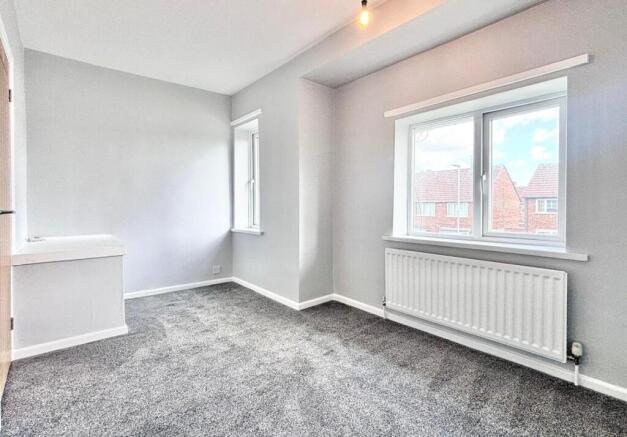 2 bed Semi-Detached for sale Image 12