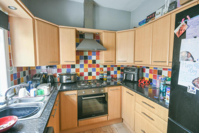 3 bed Terraced for sale Image 6