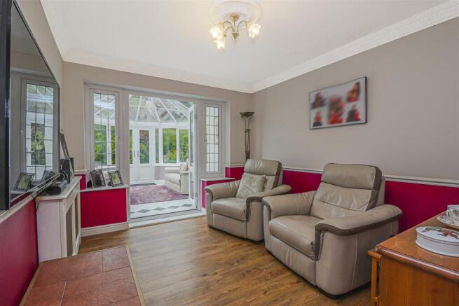 SITTING ROOM