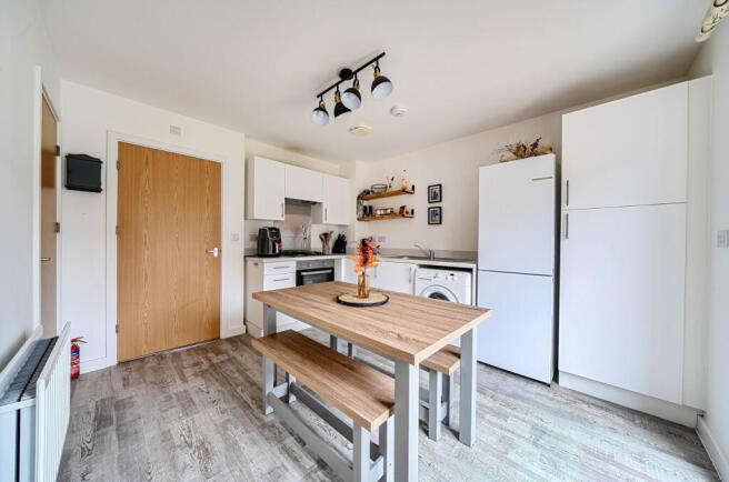 1362733-11-68e92e...