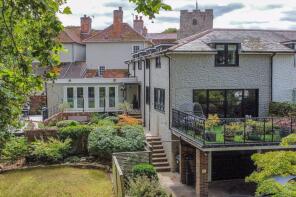 1, Grove Mews, Eling Hill, Eling, Southampton SO40 9HF