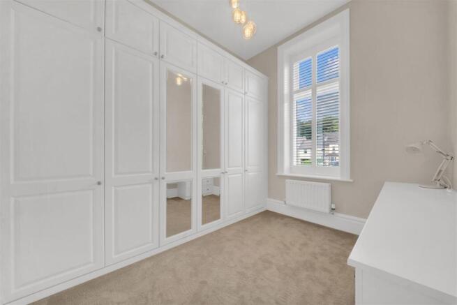 2 bed Apartment for sale Image 6