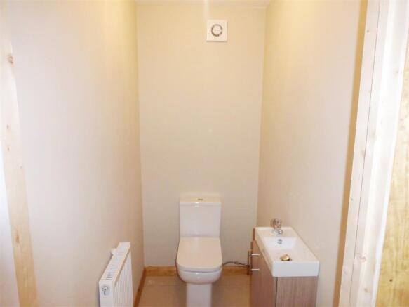 Cloakroom/wc