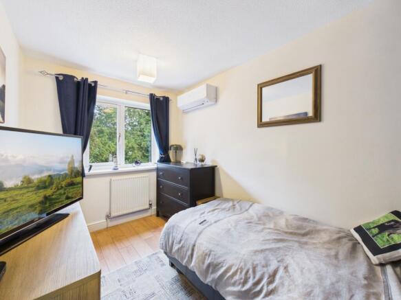 3 bed Semi-Detached for sale Image 10