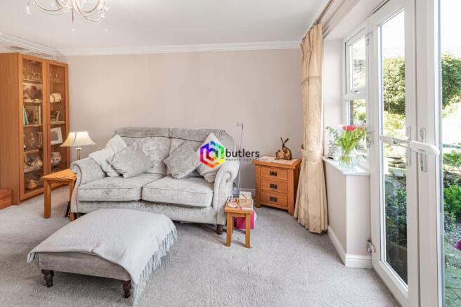 4 bed Detached for sale Image 6