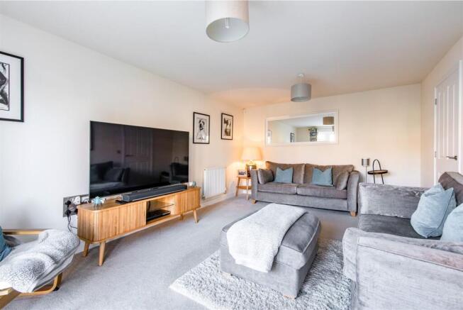 Heron Crescent, Cotgrave, NG12 photo 4