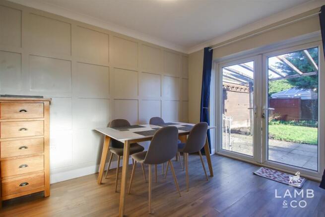 Flatford Drive, Clacton-on-Sea photo 3