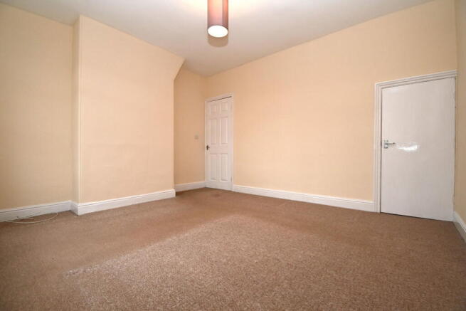 3 bed Terraced for sale Image 8