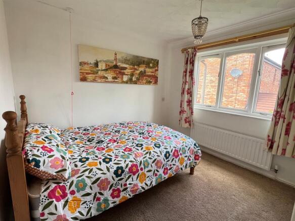 1 bed Apartment for sale Image 5