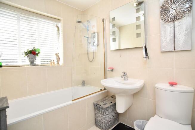 3 bed Town House for sale Image 12