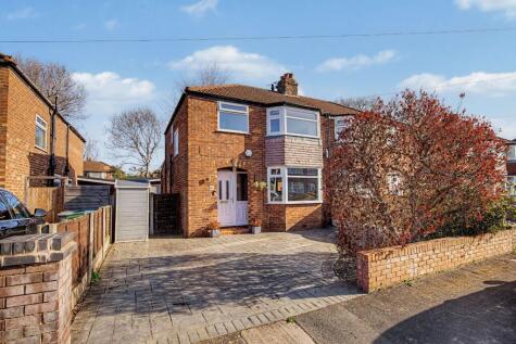 Newlyn Drive, Sale