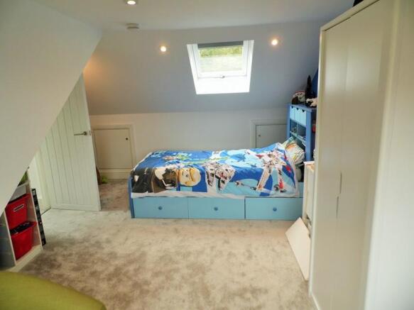 Photo 9
