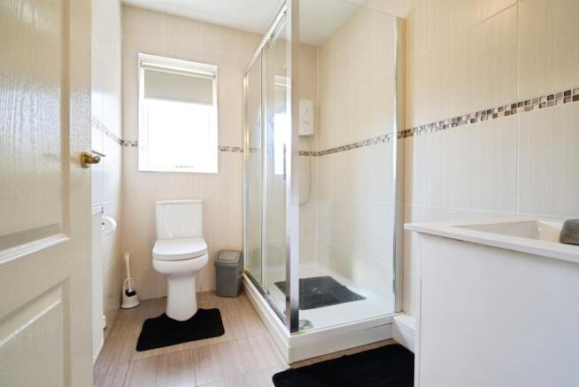 3 bed Detached Bungalow for sale Image 12