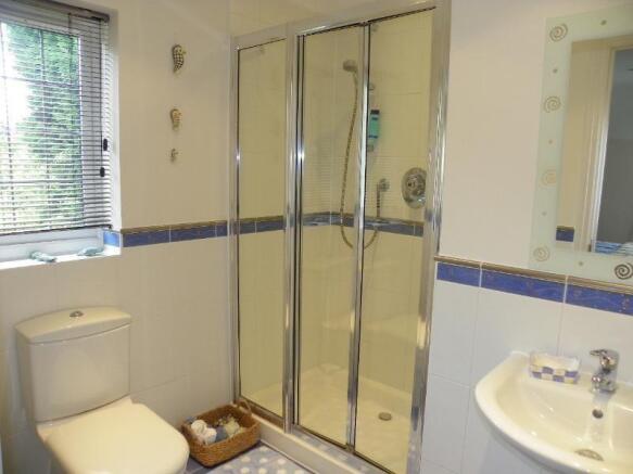 Ensuite shower room