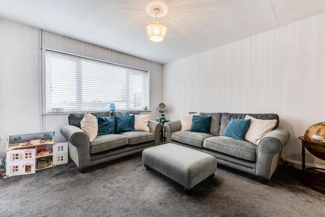 12 Pinewood Close, Kettering-23.jpg
