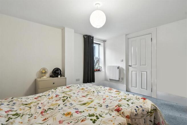 1 bed Apartment for sale Image 9