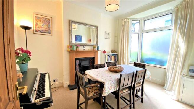 Dining Room.jpg