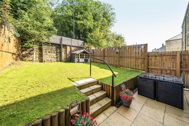 4 bed Town House for sale Image 3