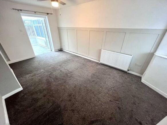 Lounge 2.jpg
