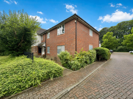 35, Reid Close, Hayes UB3 2DD