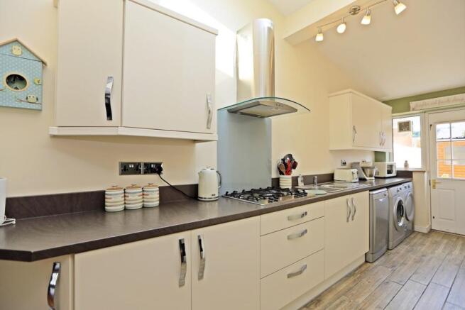 Stunning refitted ki