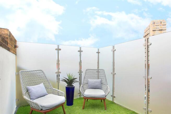 property in Tregothnan Road,
Clapham, SW9