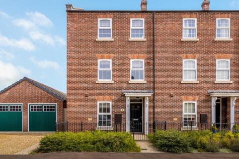 Circus Approach, Spalding