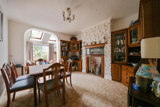 3 bed Semi-Detached for sale Image 7