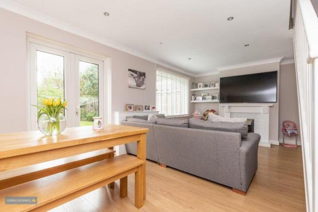 Sitting/Dining Room