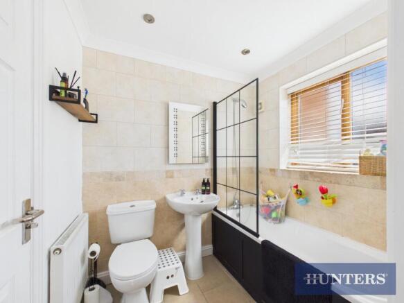 3 bed Terraced for sale Image 8