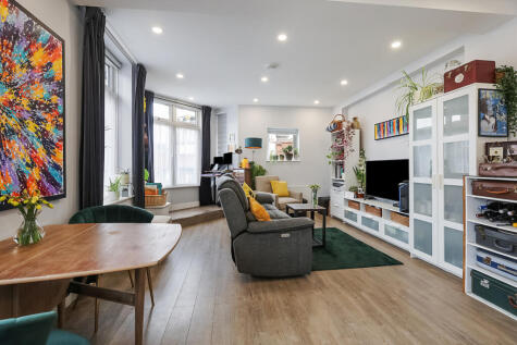 Massetts Road, Horley, Surrey, RH6