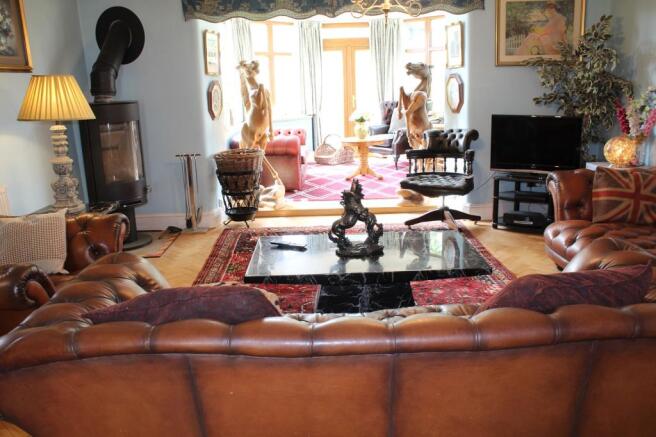 Sitting Room Picture 2