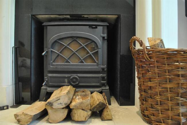 Log burner