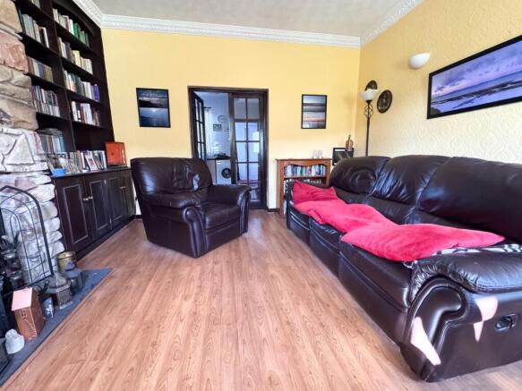 South Lackenby EweMove 9