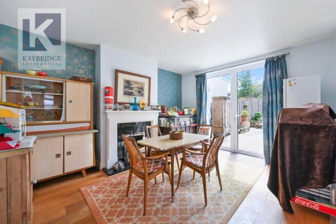 Briarwood Road, Stoneleigh - KT17 2LX