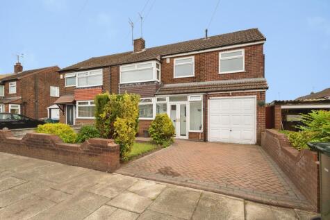 Smithies Avenue, Manchester, M24